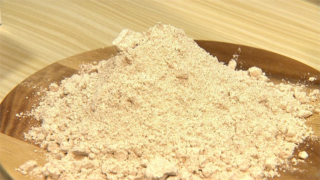 烘焙王麵包大賽運動為題　藝術麵包逾80公分超吸睛