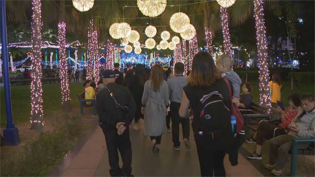 板橋的噩夢…捷運站突見「1物悄降臨」！在地人眼神死：快逃啊