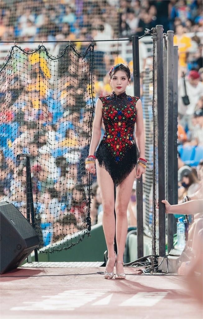 「樂天女孩」熊霓消失演藝圈數月?斷開「緋聞男」無預警公布喜訊了