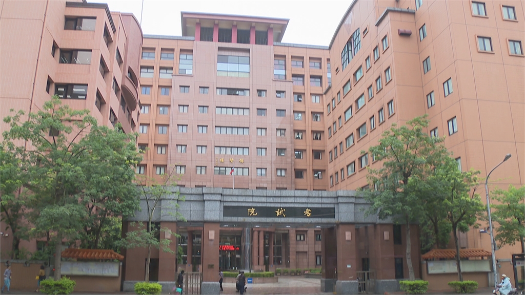 謝宜容「涉霸凌下屬」掀眾怒！他挖公務員4絕境「恐慘過勞工」兩派吵翻