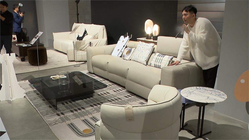 義大利家具品牌辦快閃店 推全球限量100張巨兔單人椅