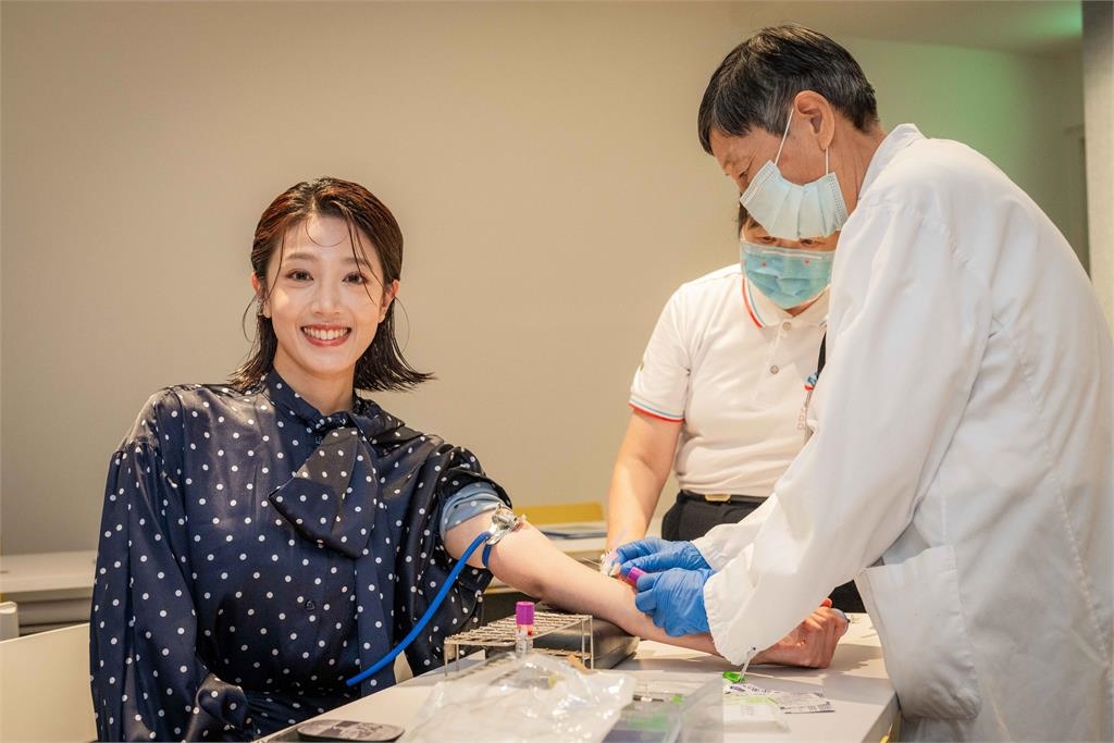 黃薇渟認了對人生無感！約《俗女養成記》宋偉恩抽血救人找回「溫度」