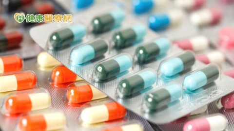 每年約500萬死亡與抗生素抗藥性有關 注意「4不1要」避免抗藥性威脅!