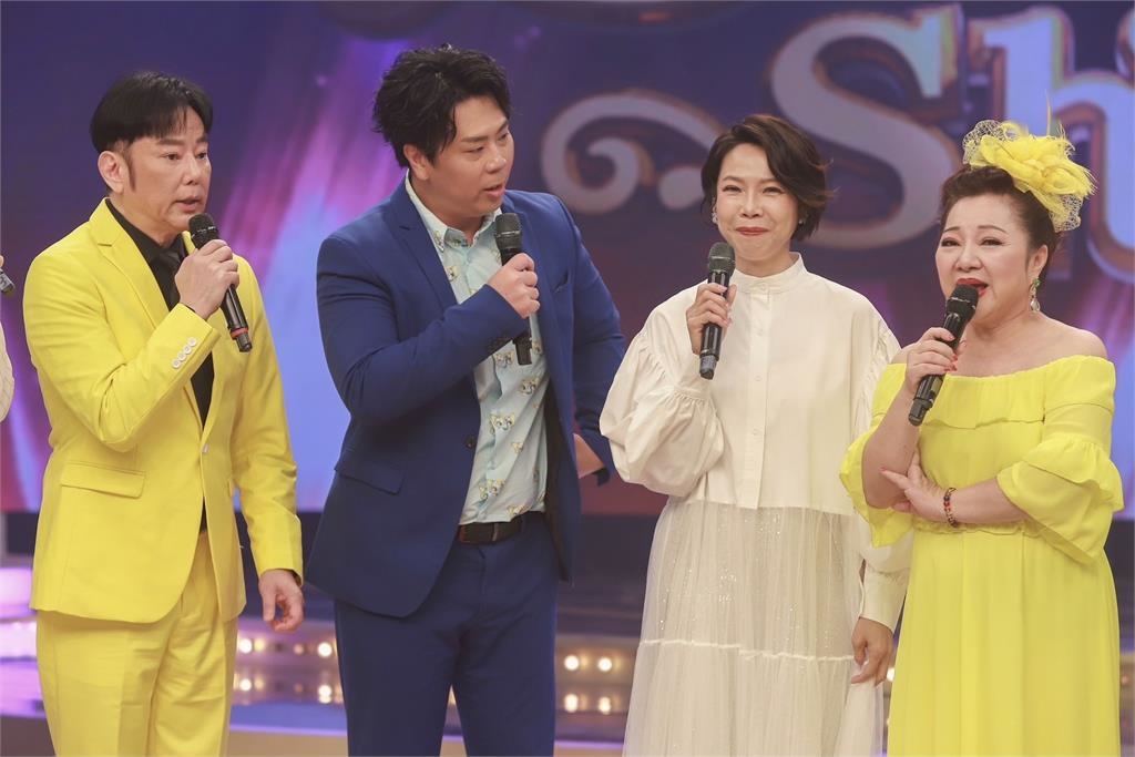 金曲歌后曾心梅、金曲評審邵大倫來到《超級冰冰Show》!楊哲質問:「你憑什麼」