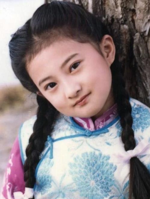 史上最年輕「瓊瑤女郎」神隱2年露面！曝44歲近況「明顯消瘦」親揭真相