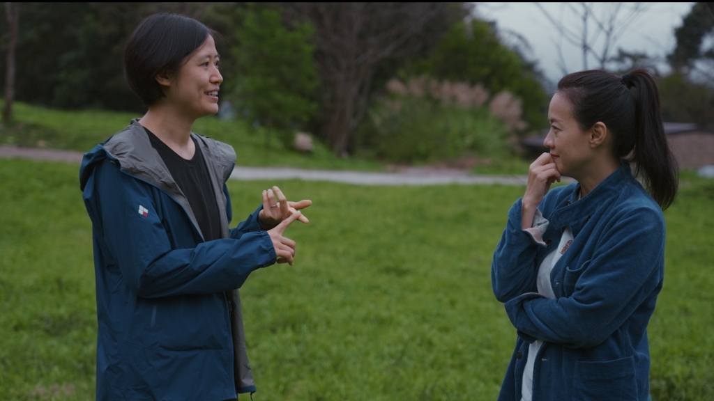 曾寶儀與導演男友花4年做紀錄片 她「反思生命意義」感嘆:早幾年開拍更好