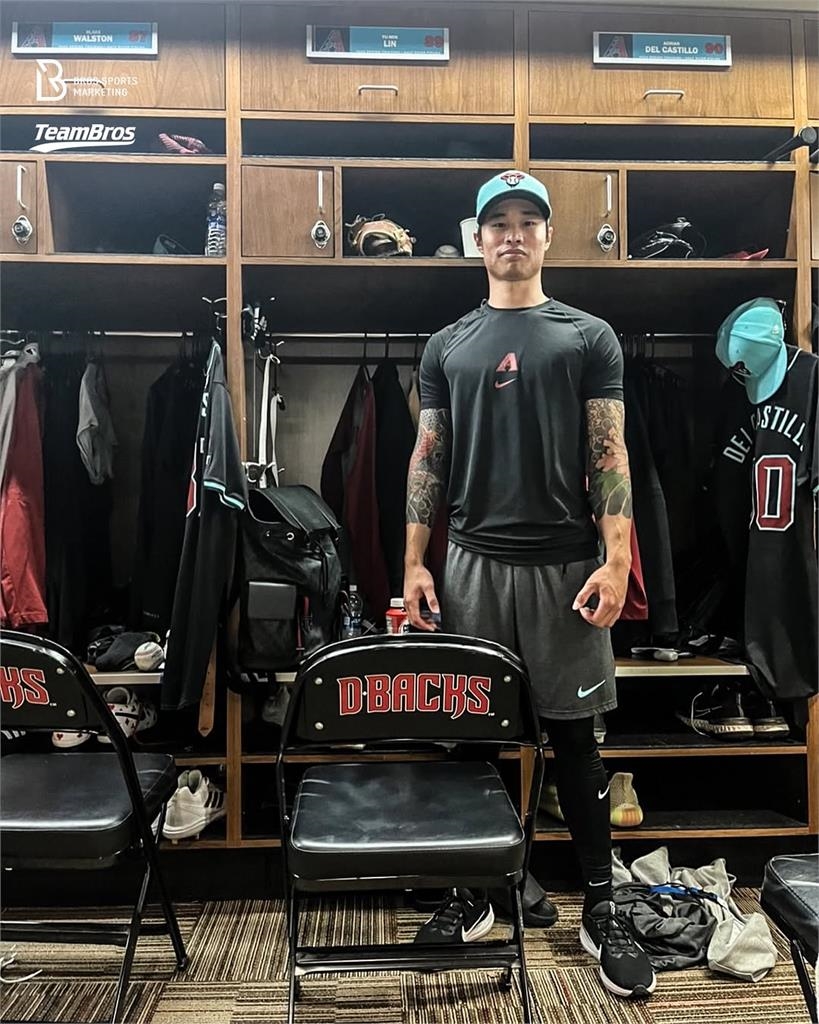 12強賽／林昱珉嚼菸草是「國外棒球傳統」　粉專揭1關鍵：對投球有幫助