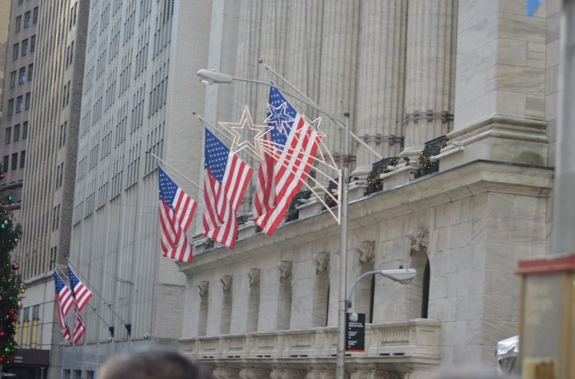 搶先看！　2025必須掌握的5大投資趨勢！　