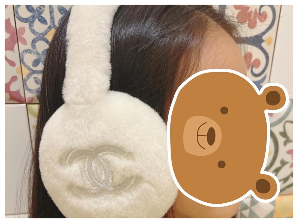 六月8歲愛女大秀纖細「鉛筆腿」　逆天顏值網驚：爸媽神仙基因！