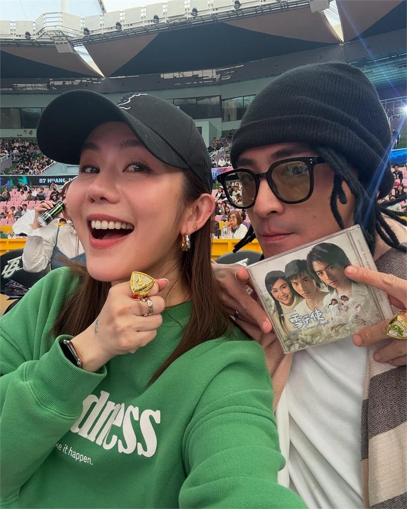 還記得《雪天使》？男女主角群時隔20年「大合體」這人被狂讚都沒變