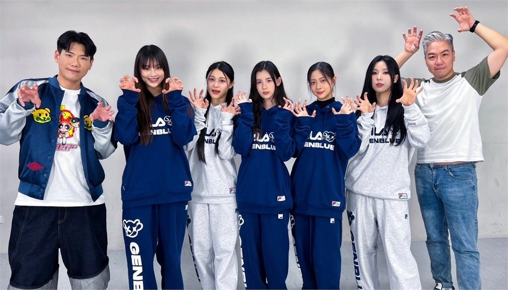 《娛樂超skr》幻藍小熊居然穿「老揹少」服裝跳舞！讓人直呼超可愛