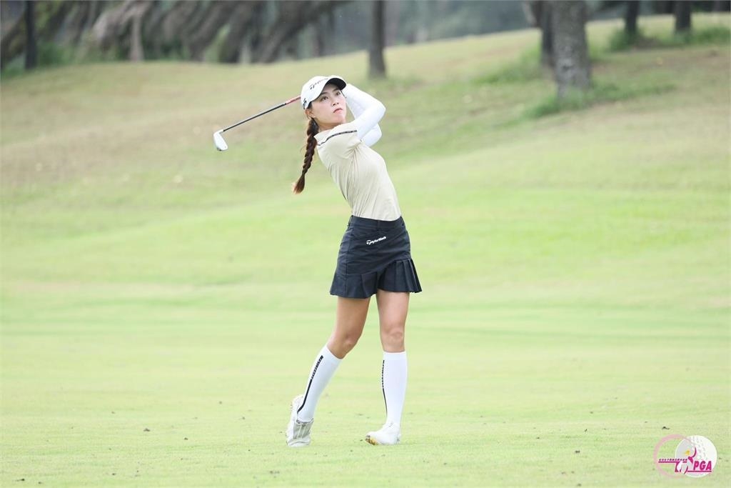 紫微看運動／「高球甜心」不再當二姐！張靖翎7年磨一劍　單季連奪3冠的秘密