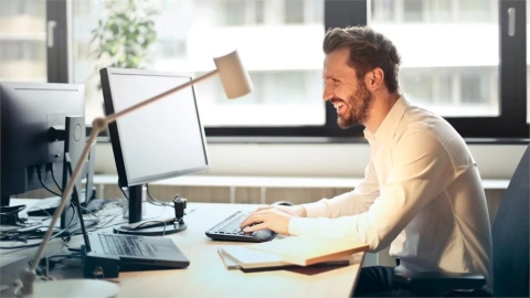 40歲男後悔離開「9年職場舒適圈」!改做外商僅撐2個月嘆:對新人不友善