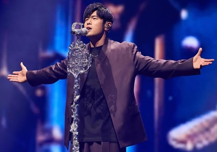 周杰倫演唱會結束曬舊照「吐心聲」 感性護兄弟:讓我不是一個人!