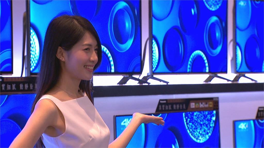 憂川普關稅品牌廠提前拉貨　面板雙虎11月營收彈升