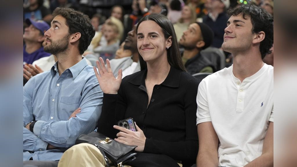 WNBA／詹皇後第2位籃球巨星　「超級新秀」克拉克獲選時代雜誌年度最佳運動員