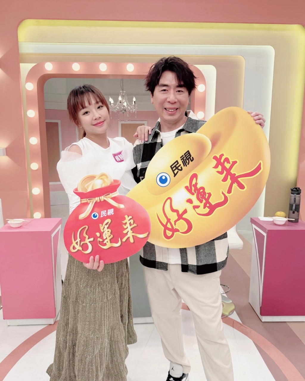 八點檔新戲《好運來》賴慧如王燦《姊妹亮起來》展示戲服推薦好物