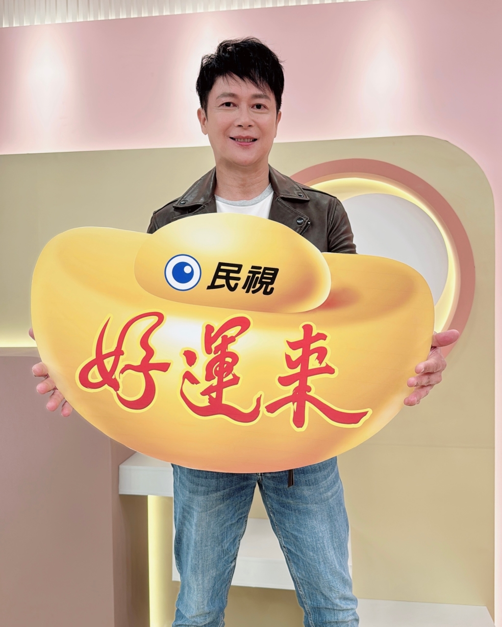 八點檔新戲《好運來》賴慧如王燦《姊妹亮起來》展示戲服推薦好物