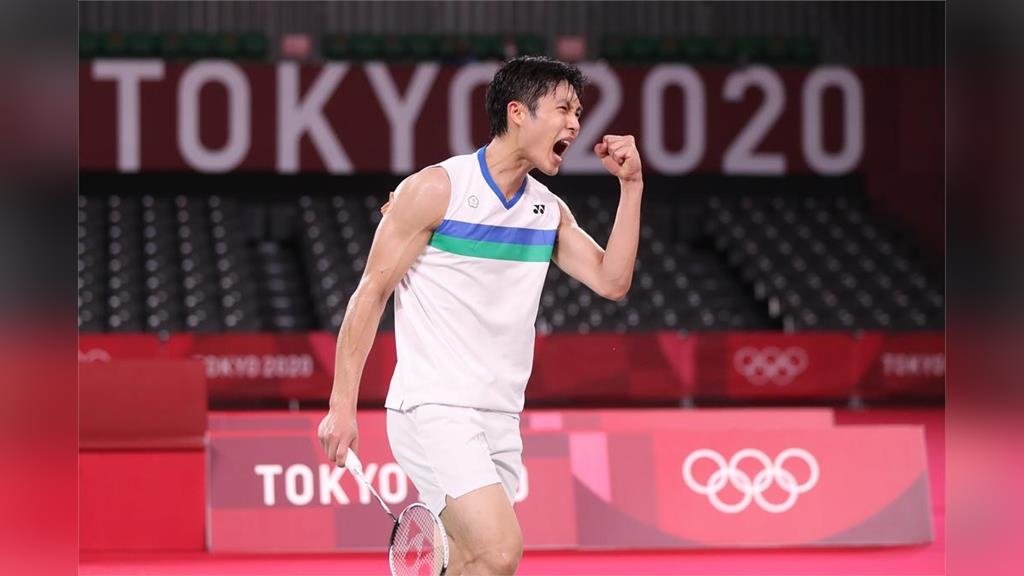 羽球(影)／周天成鏖戰3局退安東森　4強強碰地主好手石宇奇