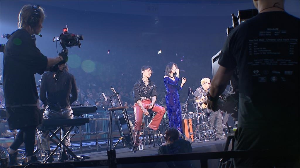 TRASH攻蛋開唱萬名歌迷力挺 主唱笑稱:北市史上最大垃圾場 !