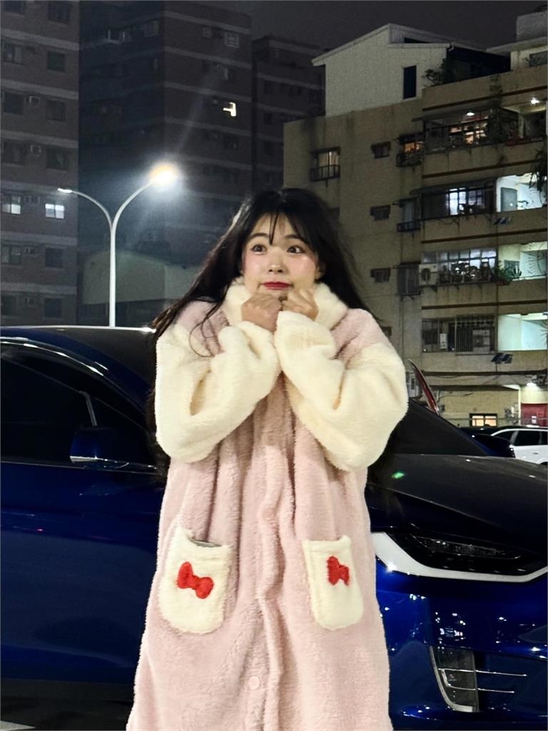 李多慧現蹤台南「這身打扮」冷到整尊變形!1舉動網一看笑瘋:被台化了…