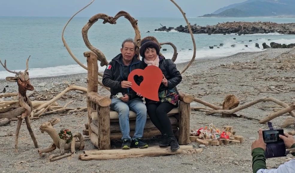 颱風帶來漂流木變身藝術作品　美化環境又療癒心靈