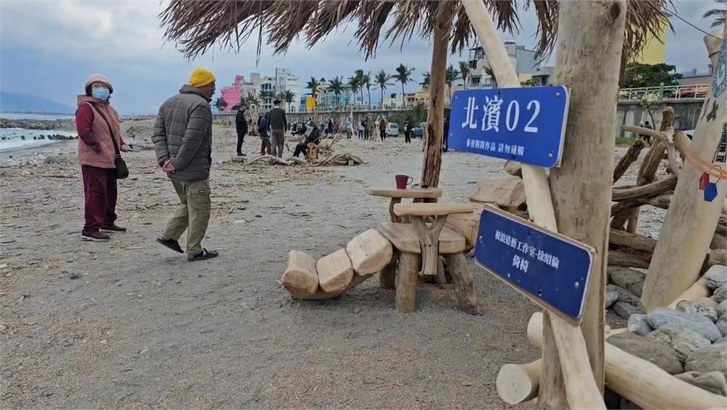 颱風帶來漂流木變身藝術作品　美化環境又療癒心靈