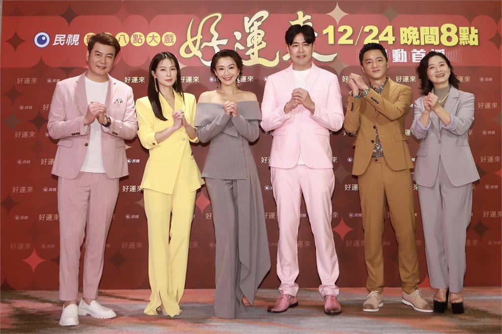 金鐘視帝被侯怡君爆為1事抖不停!藍葦華坦言「人生跑馬燈」真跨不出去!