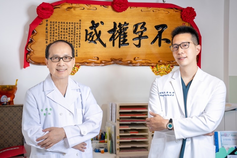 子承父業卻敢於大膽創新! 孕育無數求子夢想,準媽媽口中親切可靠的「小黃醫師」/黃珽琦醫師專訪