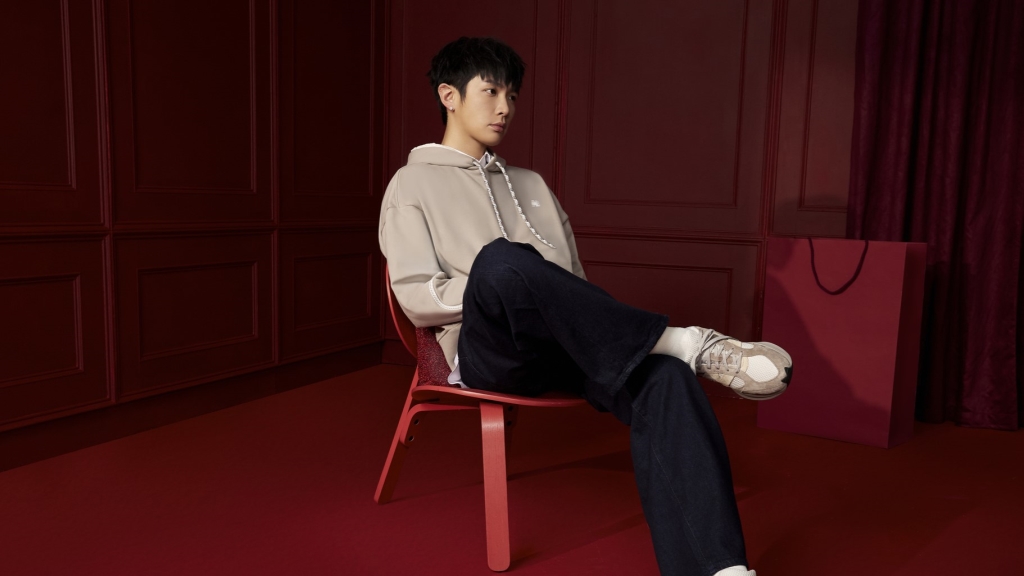 柯震東跨年不在台灣 要跟「他們」一起過！親曝2025新年願望