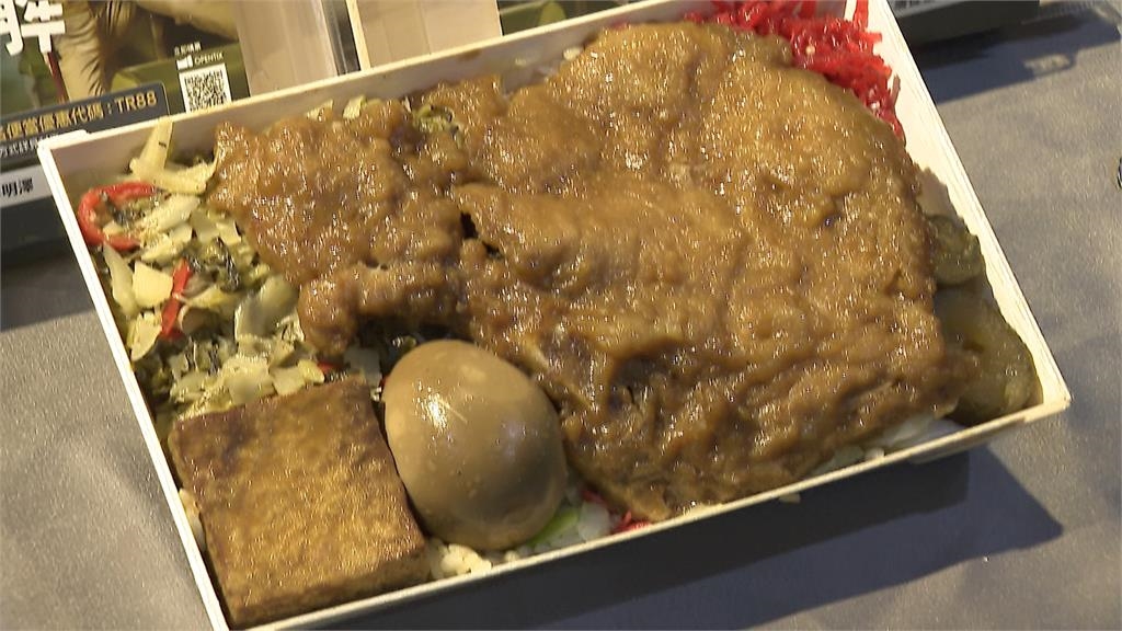台鐵便當每天大排長龍！他問「那麼好吃？」內行曝1真相：口味不是重點