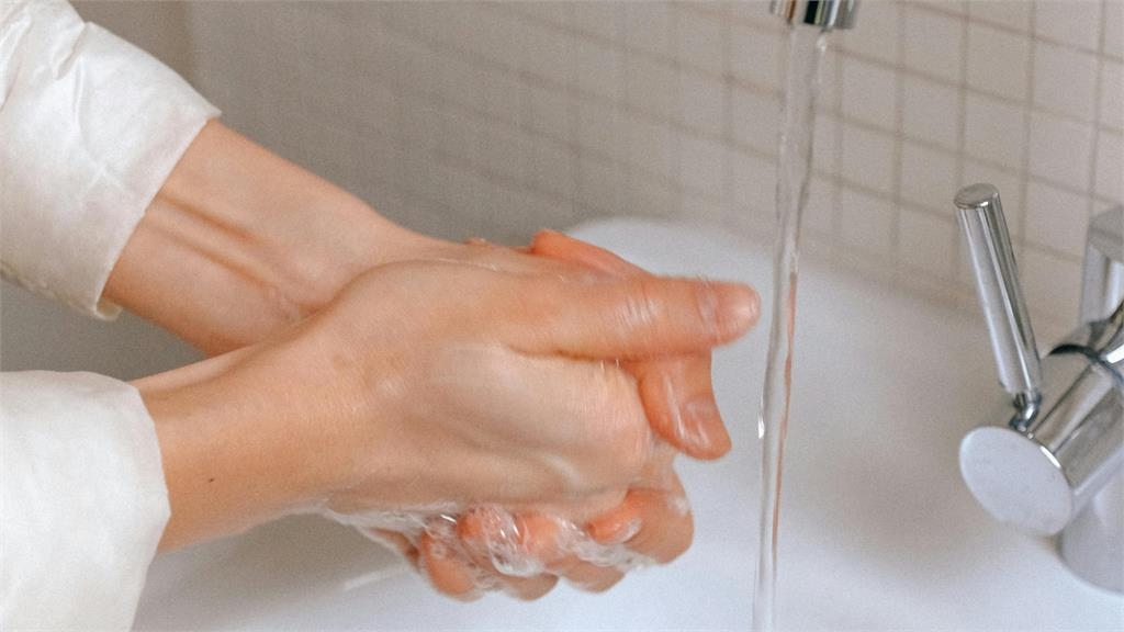 中國爆新病毒無特效藥！人類偏肺病毒、蘋果病、黴漿菌、RSV分辨4病症一次看