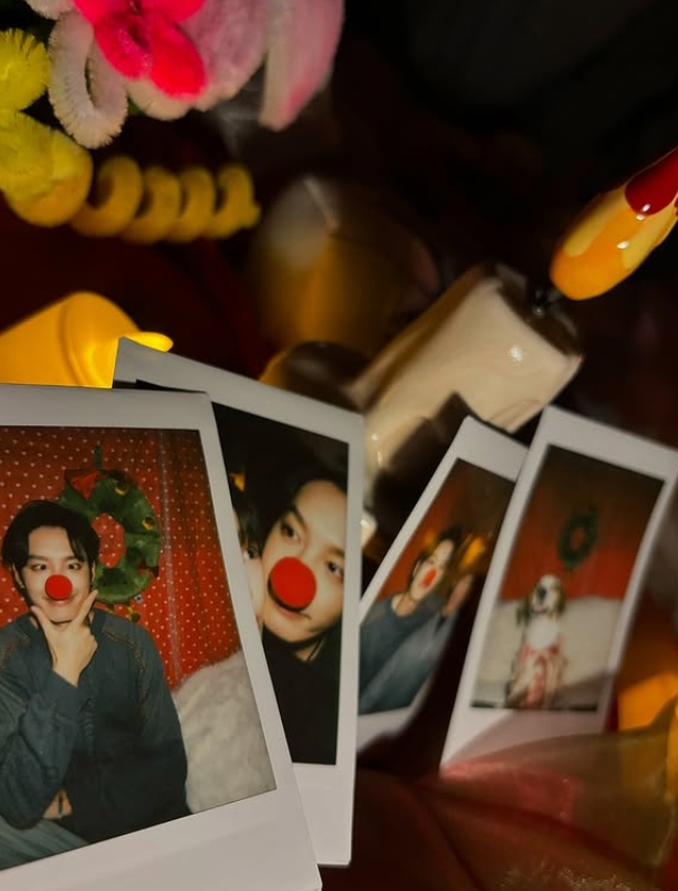 曹佑寧「一年一度聖誕放閃照」再出新招!緊貼王淨臉頰超甜蜜照曝光