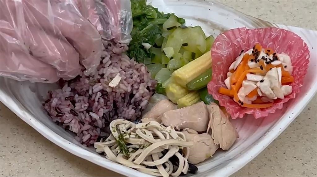 醫院員工特製健康餐盒色香味俱全　吸引院外民眾搶購