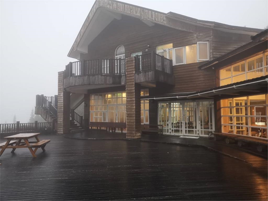  快新聞／氣溫下探0度未飄雪　宜蘭太平山「日出美景」曝光