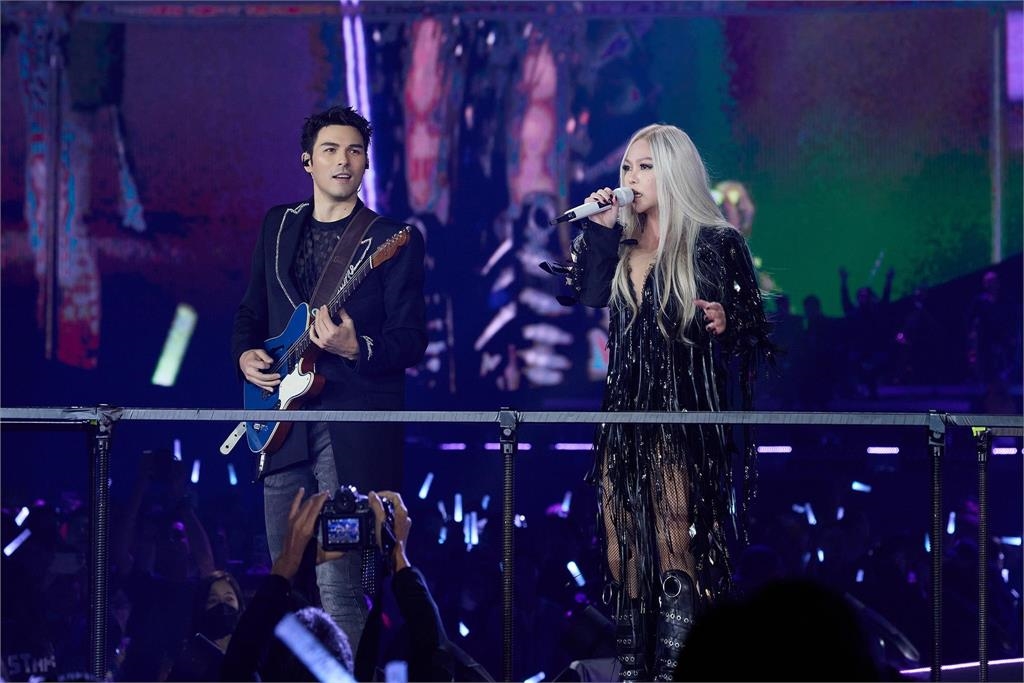 張惠妹大巨蛋第4場繼續嗨 唯一嘉賓鳳小岳彈吉他