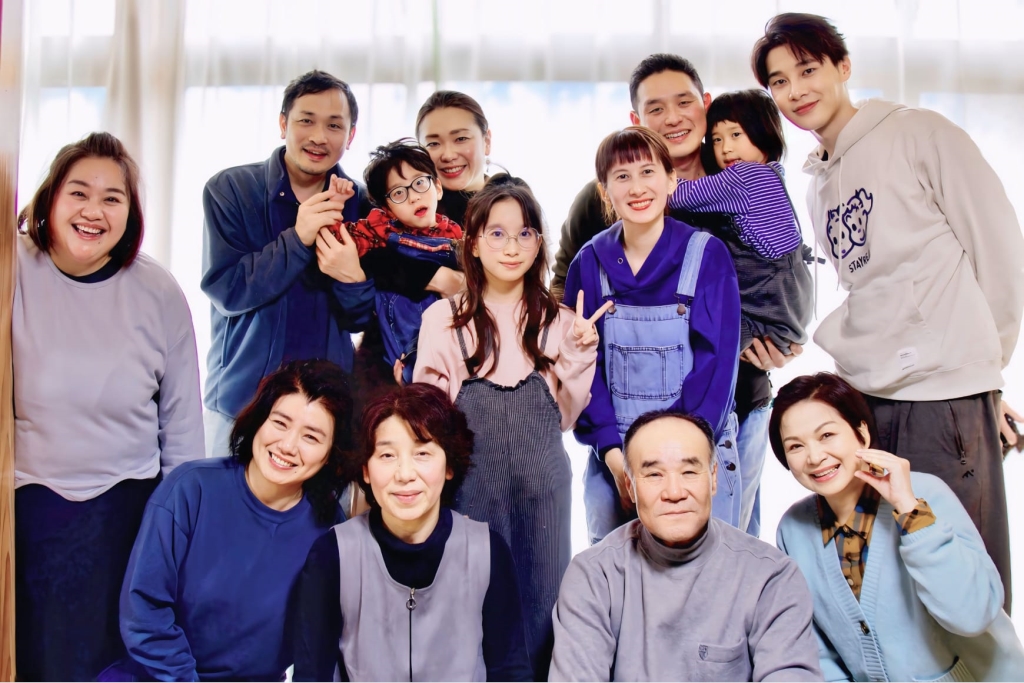 鍾欣凌、嚴藝文犯花癡「狂勾小鮮肉」! 對方身分曝光糗了:好丟臉