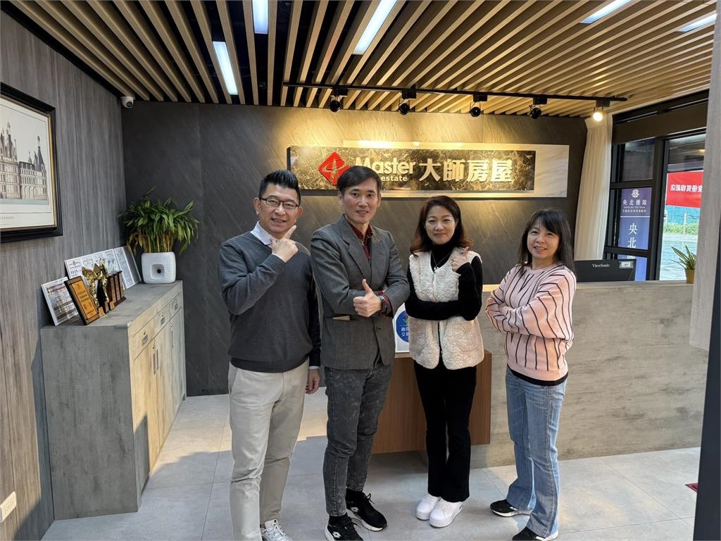 《海角七號》54歲男星「超茂密頭髮」判若兩人！轉行當房仲現況曝光