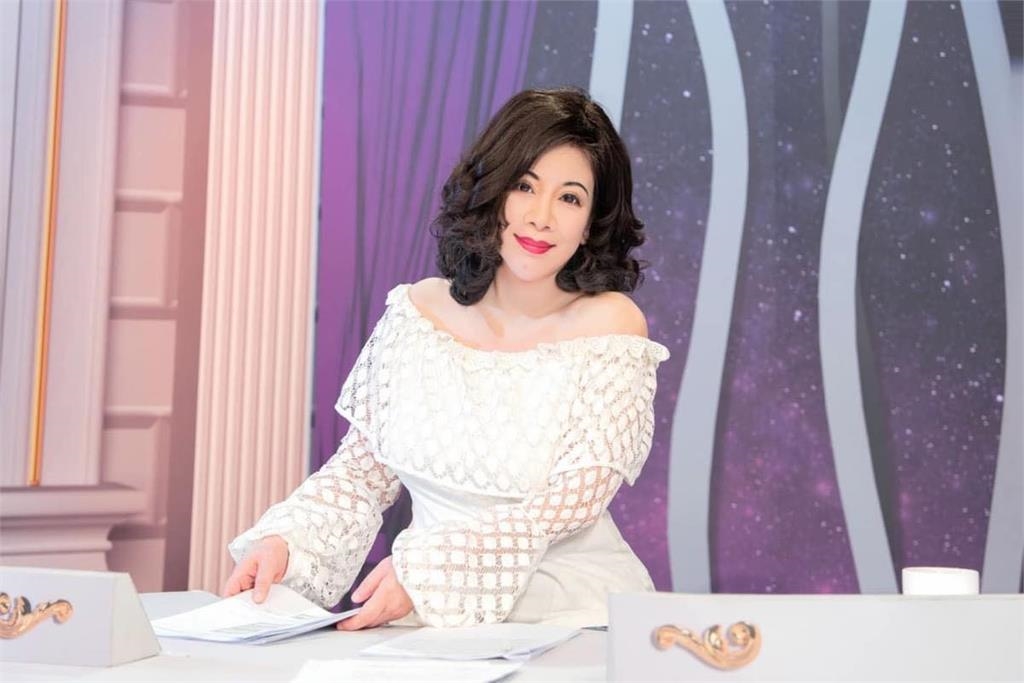 陳文茜癌末擴散…首待醫院跨年「獨看101煙火」! 悲問：下個歲末還有我？