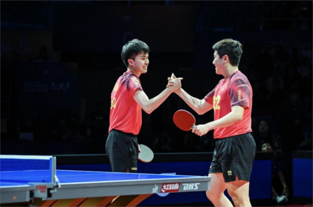 桌球／「梁靖儒」組合天下無敵！林昀儒助隊奪乒超總決賽冠軍