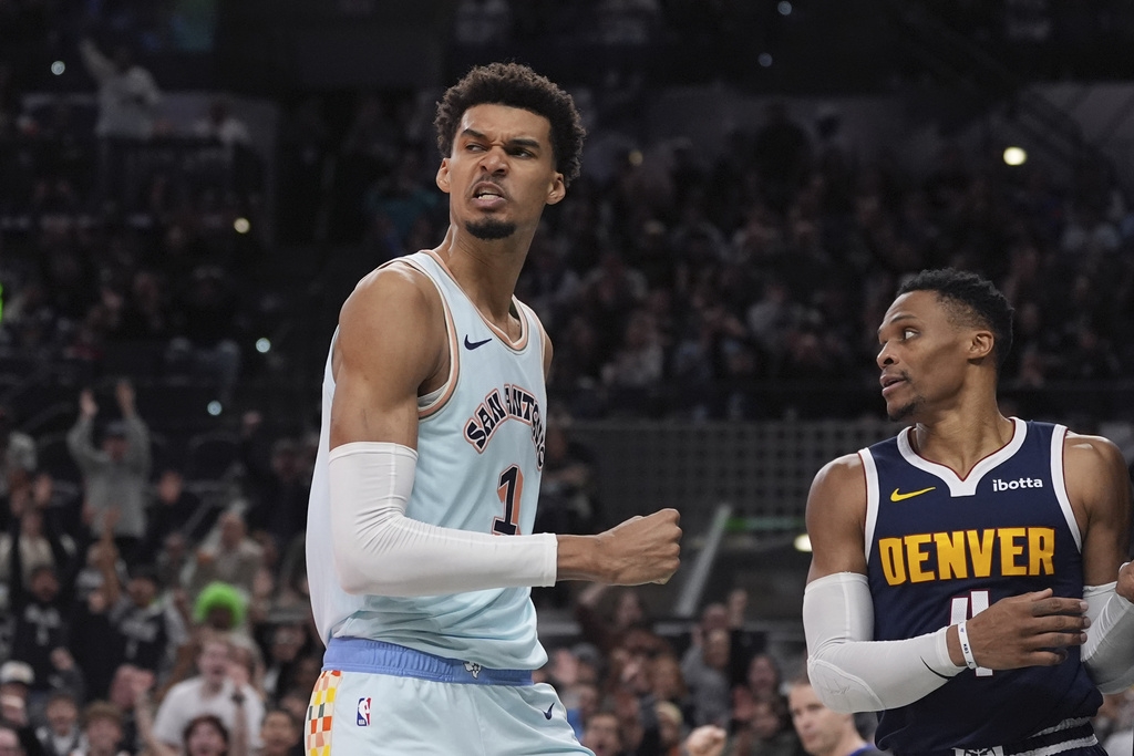 NBA/馬刺狀元郎歡慶21歲生日 金塊小丑中鋒46分準大三元硬是破壞氣氛
