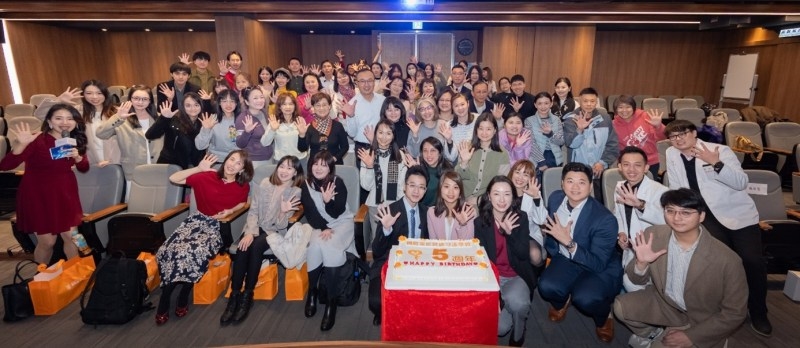 勞動部TTQS銅牌肯定『健康管理師證照班』學用合一職能課程設計