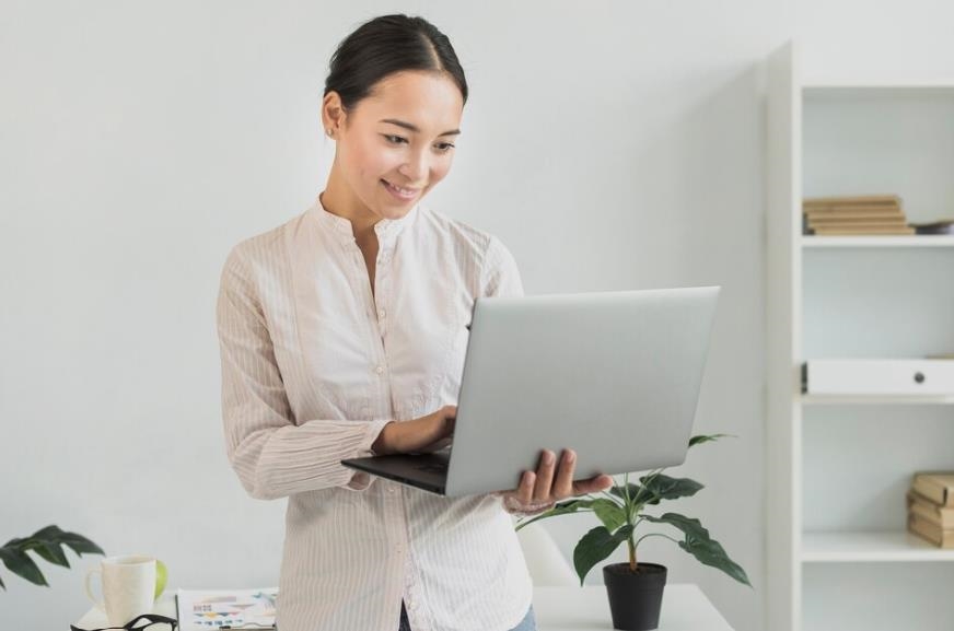 2025生肖運勢排行榜揭曉！命理師：龍勢如破竹奪榜首、雞升職加薪遇桃花