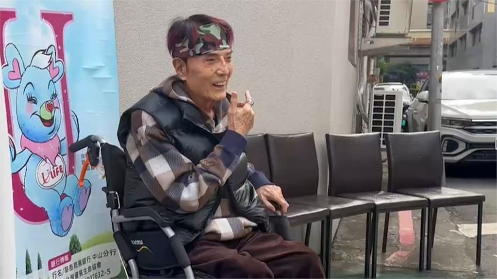 藍如潔、李炳輝出席送暖餐會 92歲「鑽石歌王」林沖近況曝光