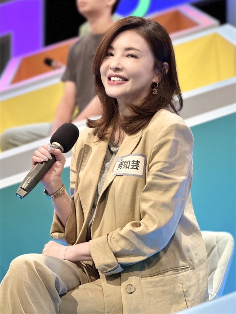 何如芸親揭父親「太不像話」成心靈重傷!曝母親大病淚眼情勒「換花求子」