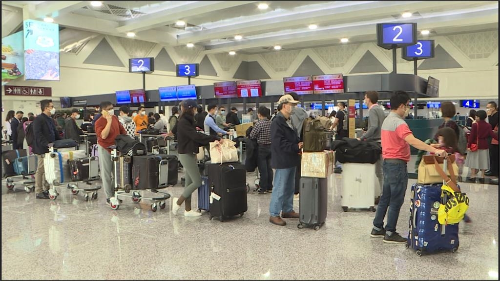 2026春節「恐只放6天」初四就開工！妹子悲喊「沒過年Fu」兩派揪1點戰翻