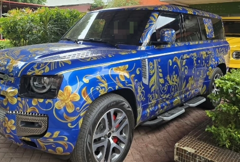 吊車大王整排「億級小老婆」曝光！公開私密臥室「缺有緣人」網嗨：想報名