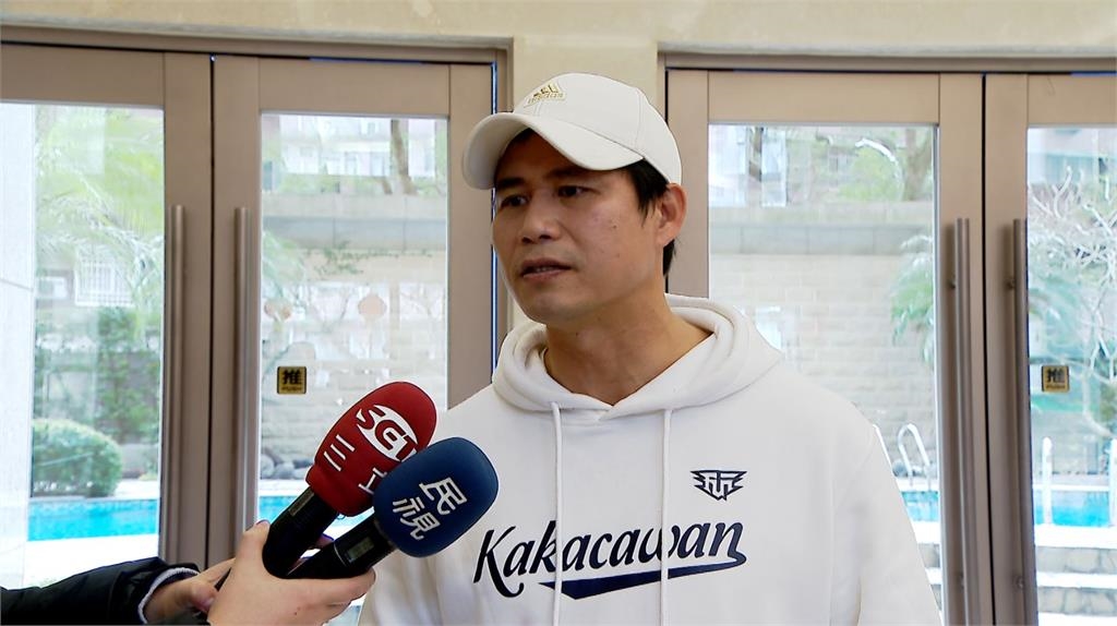 國二兒公車站前遭撞　音樂人陳國華怒批騎士肇逃