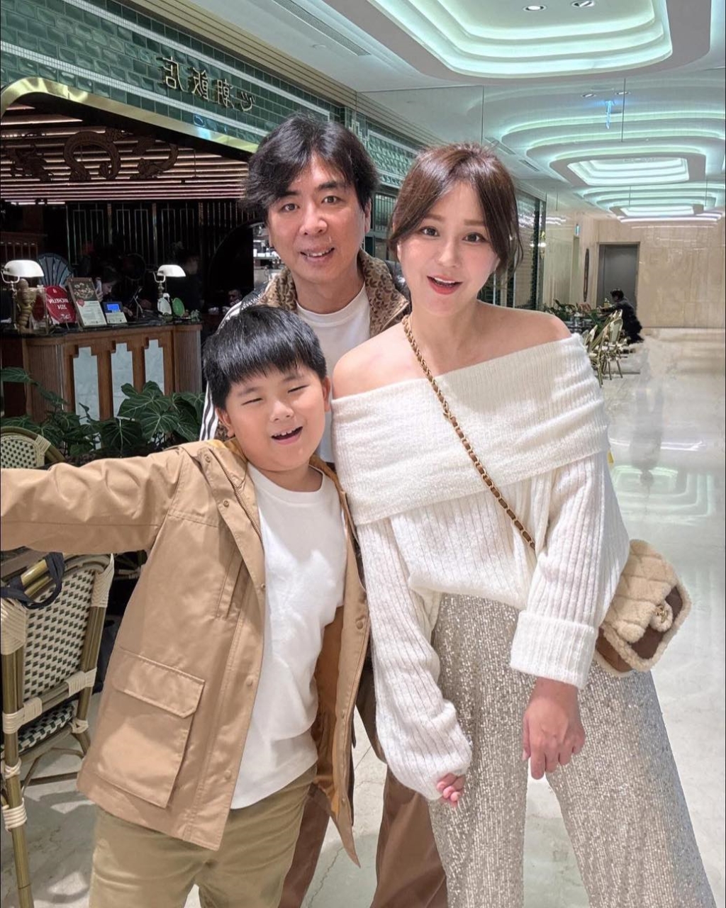 梁赫群遭酸「跟爸爸梁修身長得差好多」！超高EQ自嘲 掀網友激讚