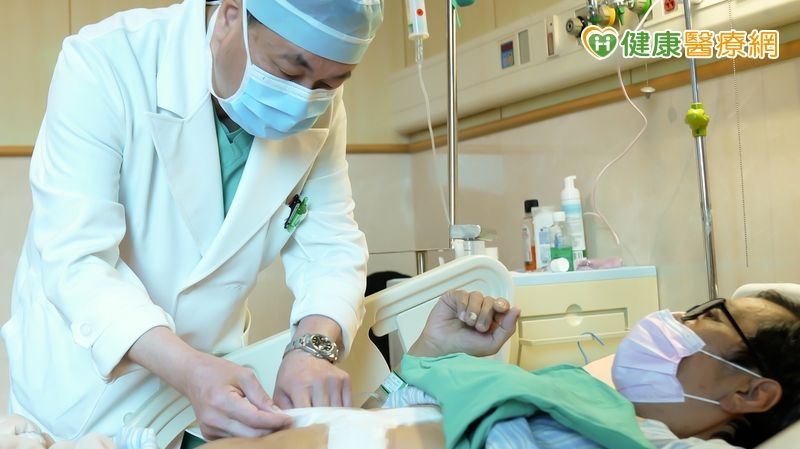 酗酒不戒成肝硬化 六旬男肝臟移植幸運配對、成功續命